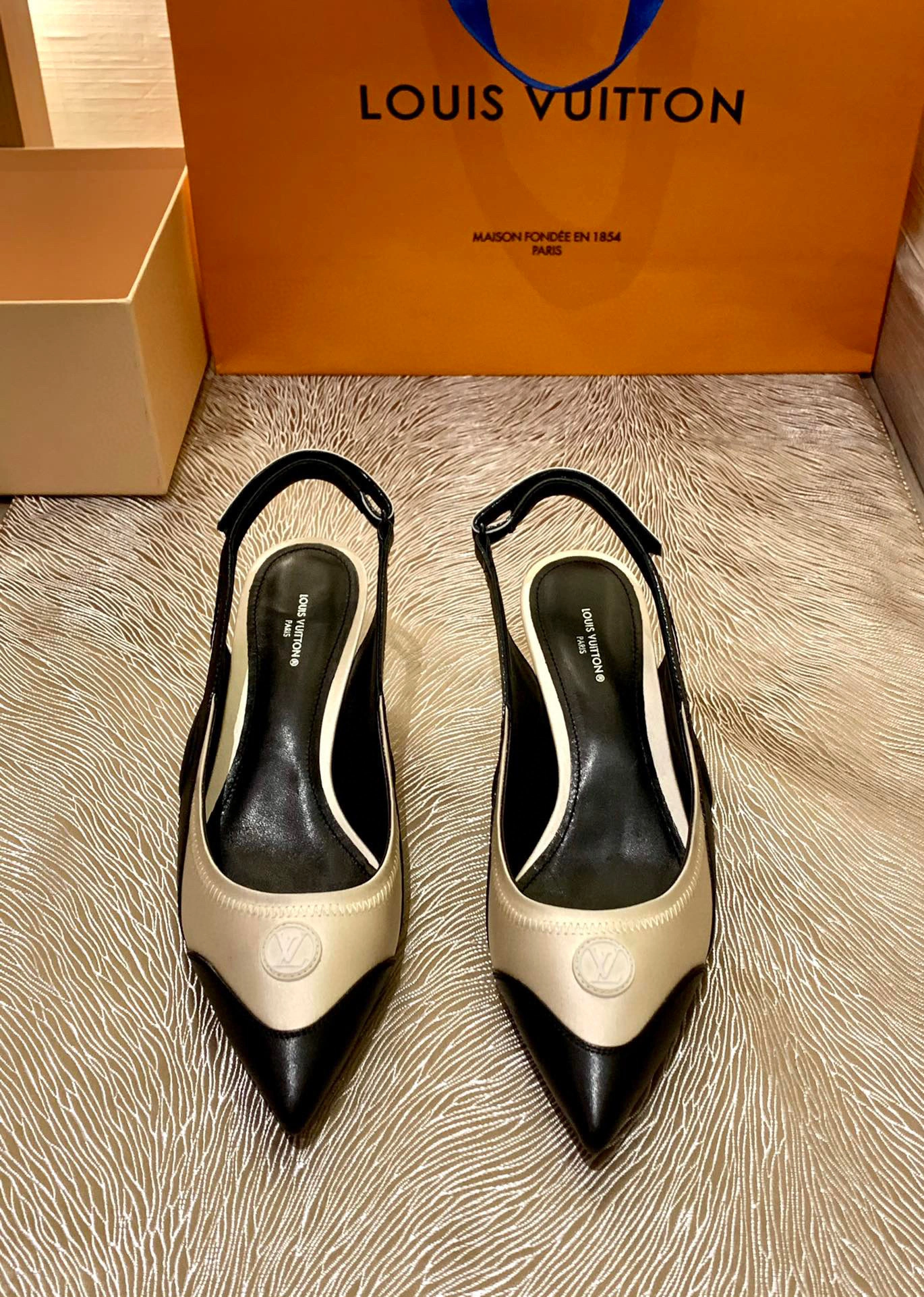 &coco-- 1A9QU4 Heel height5.5m item:B-X00E0710L